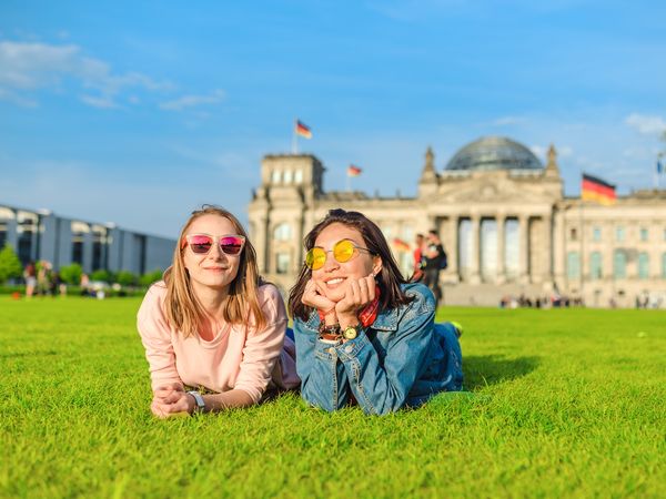 7 Tage zentral in der Hauptstadt verbringen in Berlin Frühstück Urlaub online kaufen