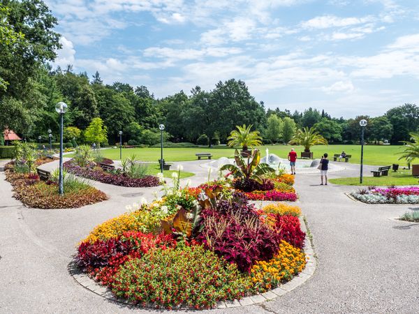 9 Tage im Apollo Thermenhotel in Bad Füssing Frühstück Aktivurlaub online kaufen