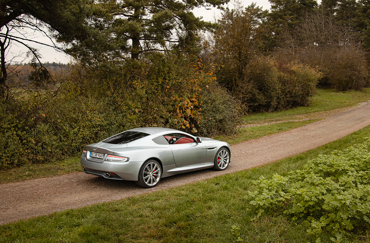 Aston Martin mieten Weil der Stadt (1 Std.) - Aston Martin DB9 V12 fahren und Motorpower spüren Fahrspaß & Motorsport online kaufen
