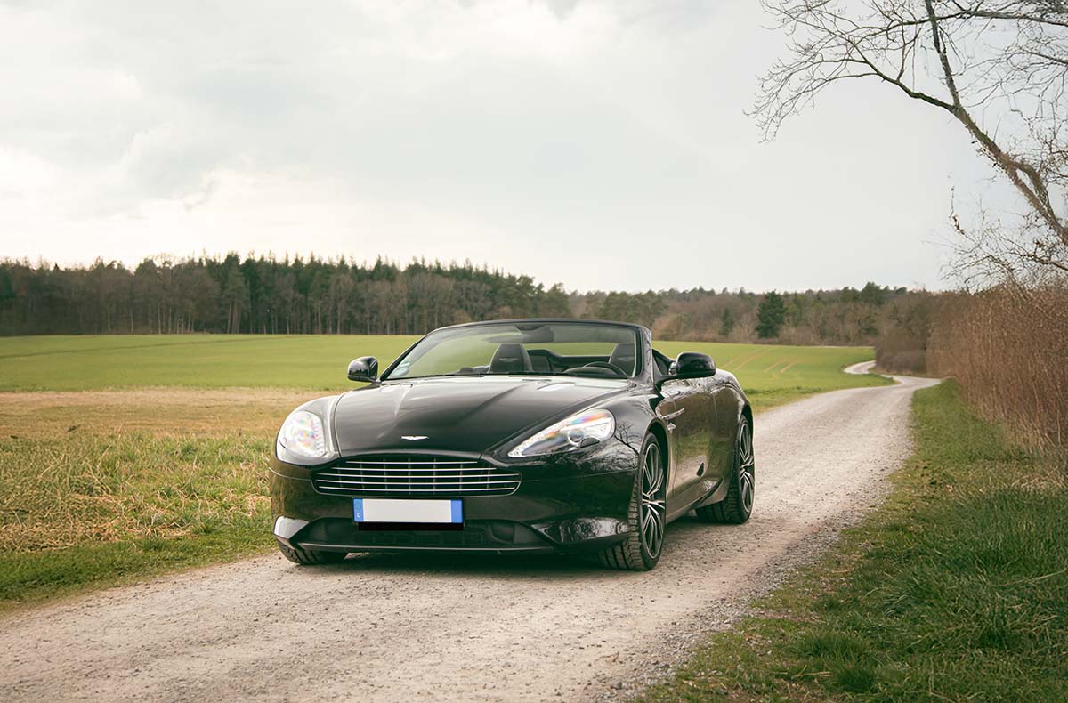Aston Martin Volante mieten Weil der Stadt (8 Std.) Fahrspaß & Motorsport online kaufen