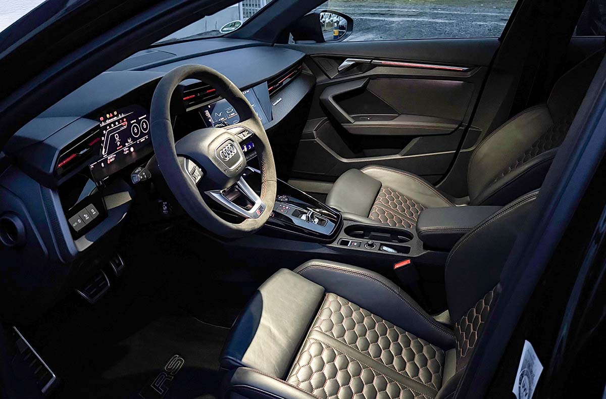 Audi RS3 mieten Limburg (24 Std.) Audi mieten online kaufen Audi RS3 mieten Limburg (24 Std.) Audi mieten online kaufen