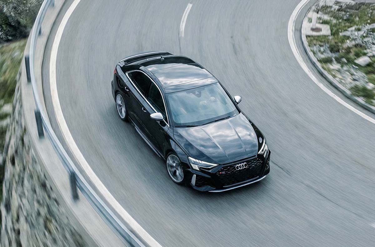 Audi RS3 mieten Limburg (24 Std.) - Audi RS3 fahren pure Performance erleben Audi mieten online kaufen