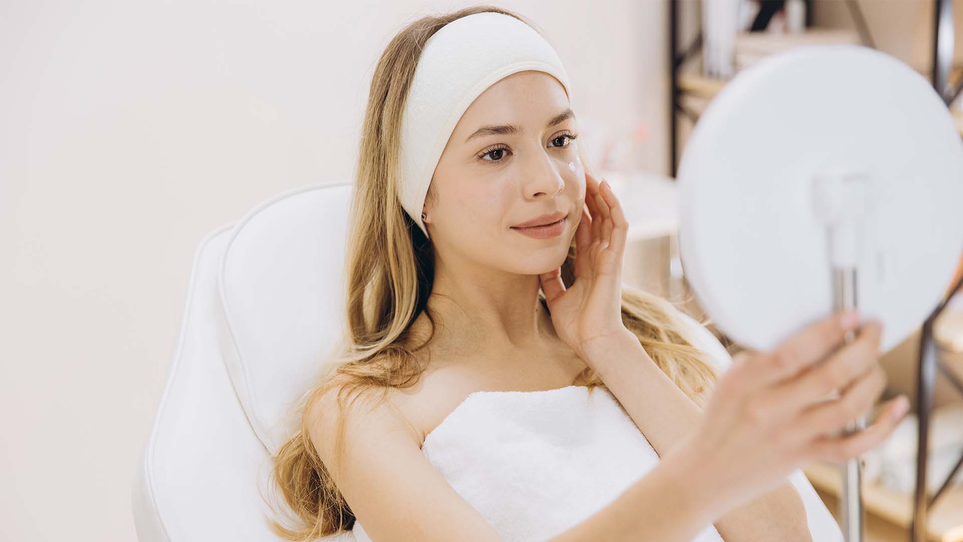 Beauty Anwendung Augsburg (Golden-Glow) - Golden Glow für strahlende Auszeit Beauty & Wellness online kaufen