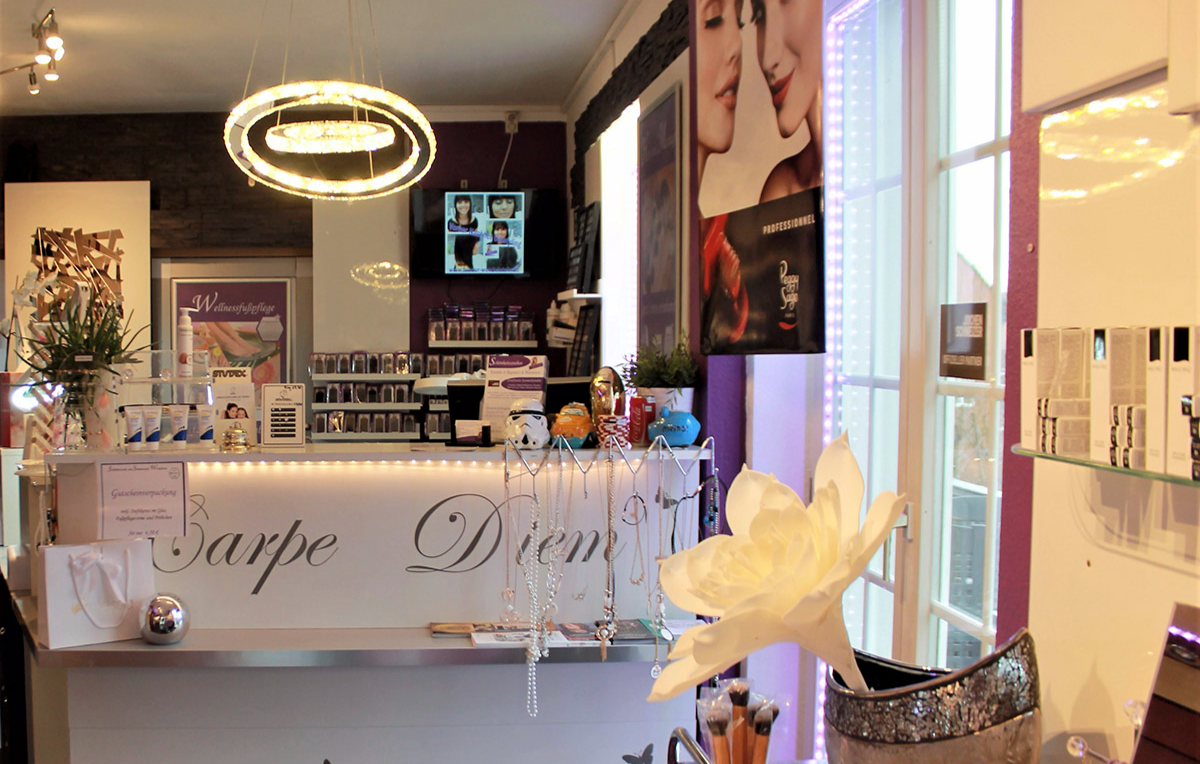 Beauty Anwendung mit Massage (Wellness für Frauen) Nürnberg Beauty & Wellness online kaufen