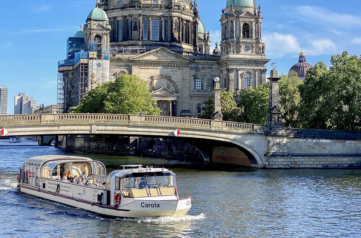 Berliner Spreefahrt (ca. 1 Stunde) Lifestyle und kreative Workshops online kaufen Berliner Spreefahrt (ca. 1 Stunde) Lifestyle und kreative Workshops online kaufen