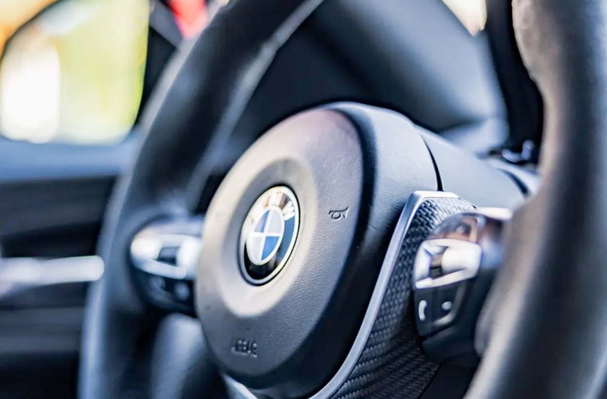 BMW M2 Competition fahren Weil der Stadt (8 Std.) BMW mieten online kaufen