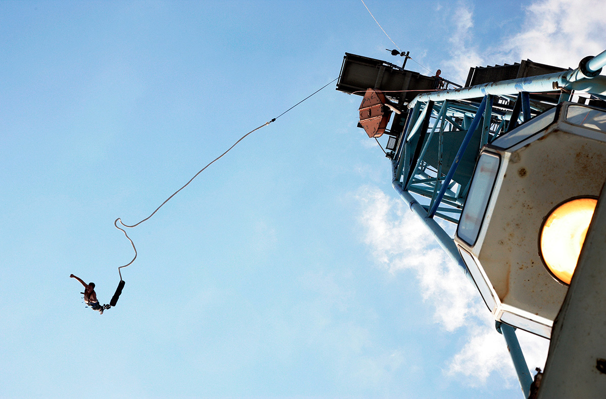 Bungee Jumping Hafenkran Hamburg Abenteuer und Action-Erlebnisse online kaufen