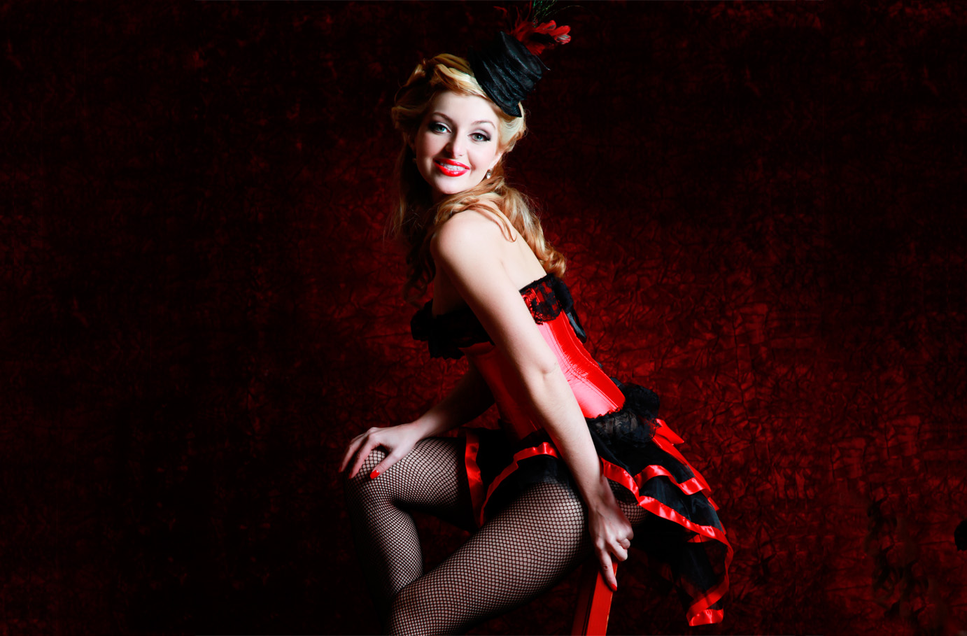 Burlesque Fotoshooting - Entdecken Sie den Glamour und Sex Appeal der Golden Twenties! in Dortmund,Karlsruhe,Oldenburg (Oldenburg),Leipzig,Dresden,Ber und weitere Orte! Fotoshootings online kaufen
