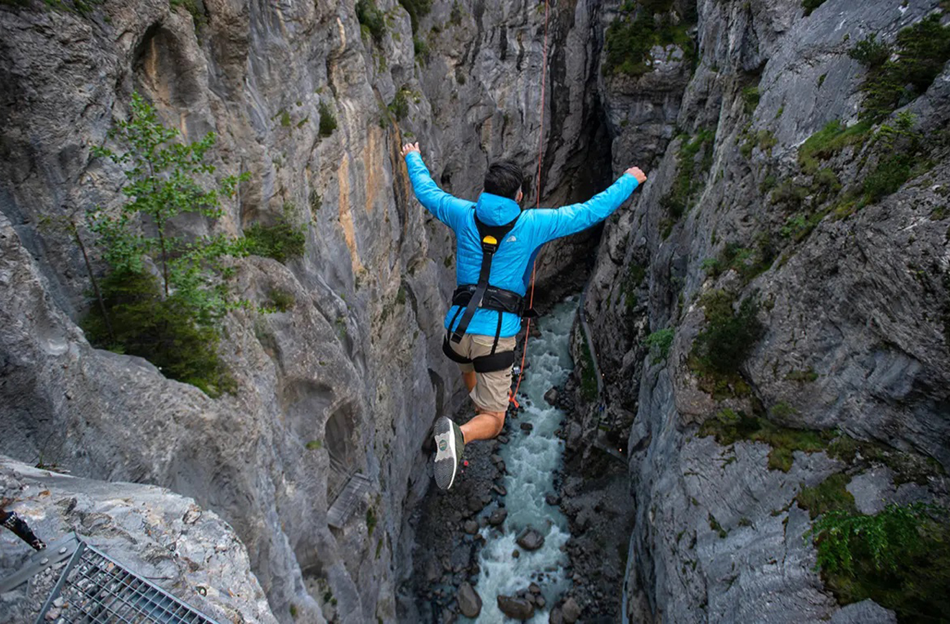 Canyon Swing Schweiz - Die Schaukel deines Lebens in Wilderswil Abenteuer und Action-Erlebnisse online kaufen