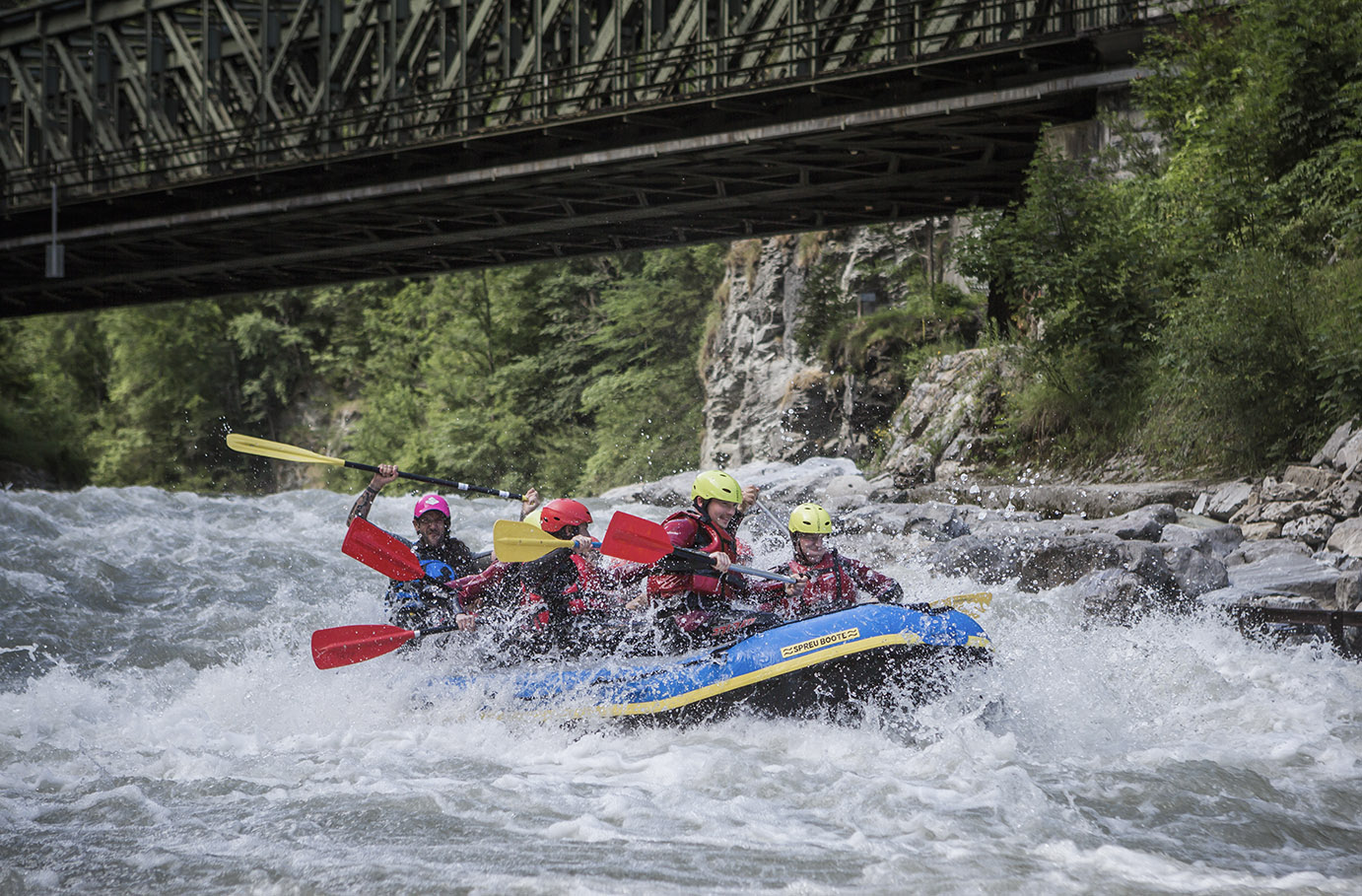 Canyoning und Rafting auf der Salzach (8 Std.) in Golling an der Salzach Canyoning online kaufen