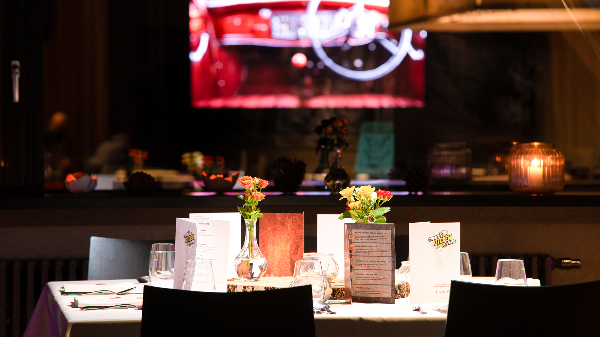 Comedy Dinner Augsburg - Lach dich satt beim Comedy Dinner! Erlebnisdinner online kaufen