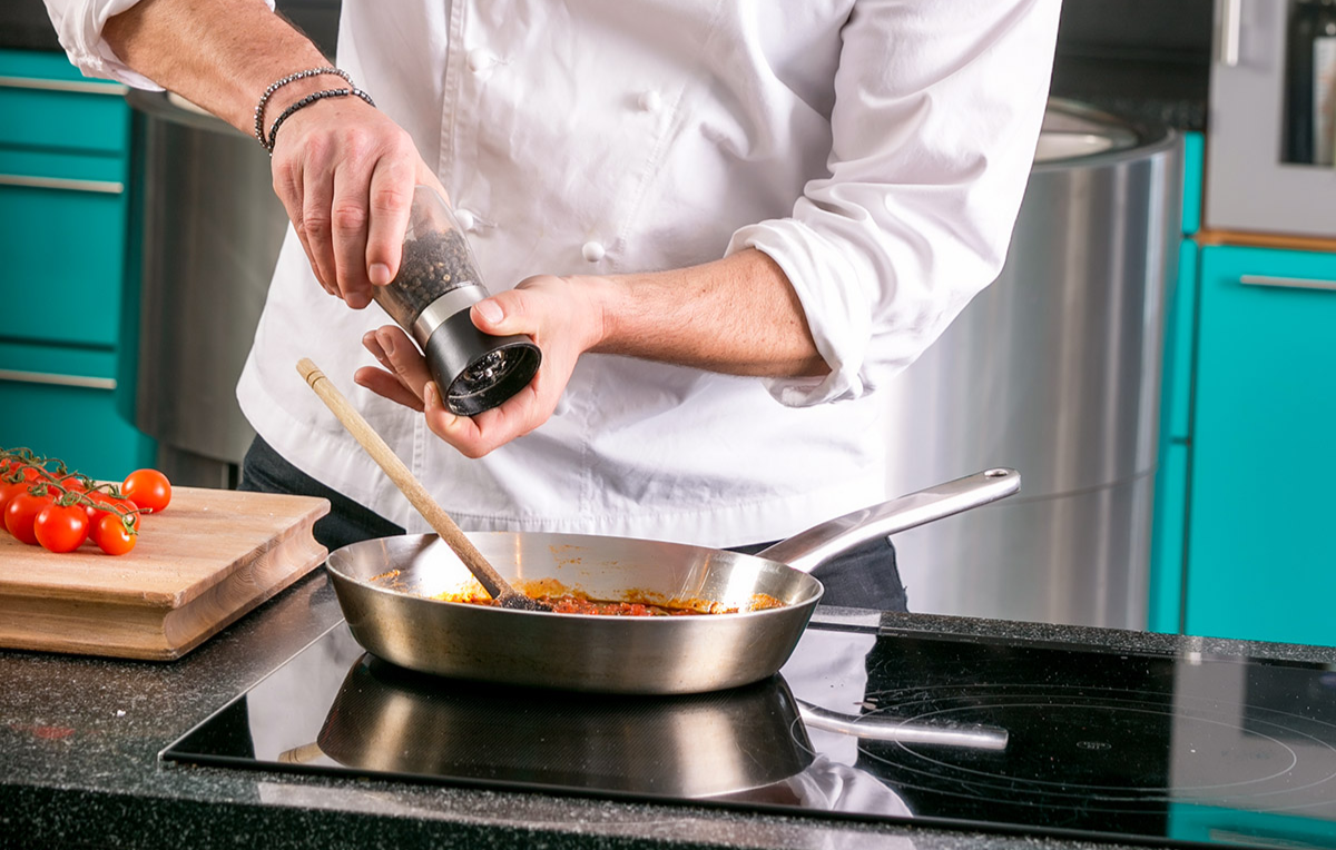 Die ganze Welt der Kräuterküche Kempten - Kräuterkochkurs: Entfessle deine Geschmackssinne! in Kempten (Allgäu) Kochkurse online kaufen