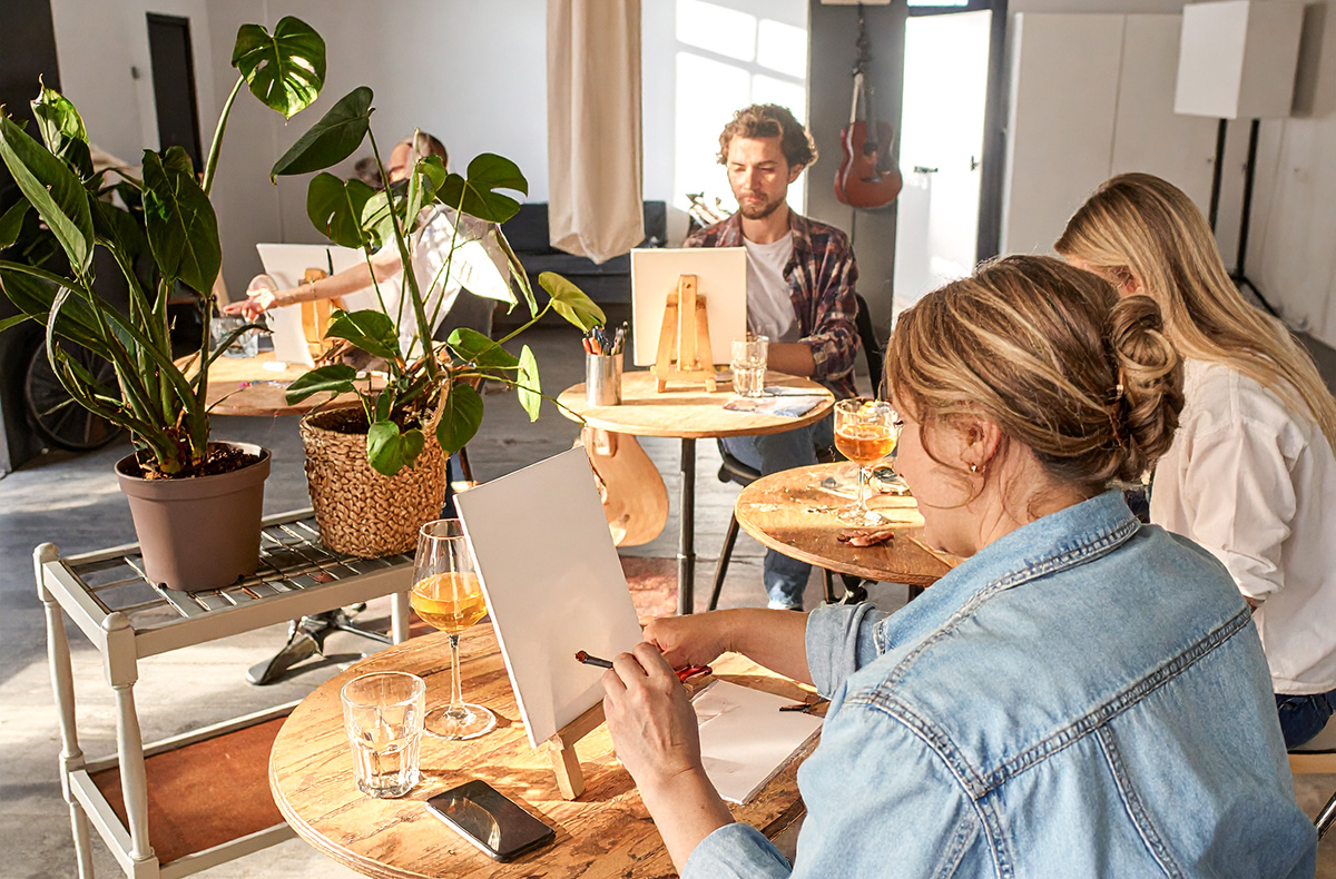 Drink & Paint mit Spachtelmasse Düsseldorf - Drink & Paint: Kreativer Abend mit Genussgarantie Mal- und Zeichenkurse online kaufen