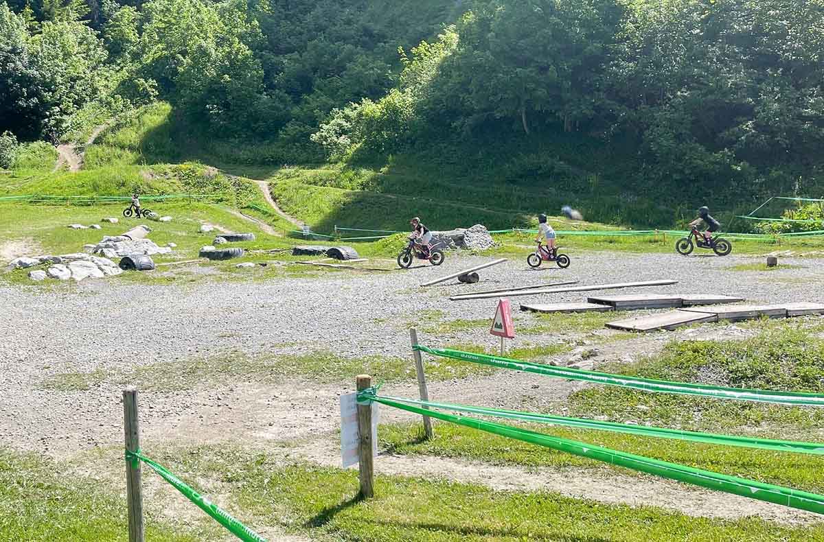 E-Trial fahren Stuben am Arlberg (15 Min.) Fahrspaß & Motorsport online kaufen E-Trial fahren Stuben am Arlberg (15 Min.) Fahrspaß & Motorsport online kaufen