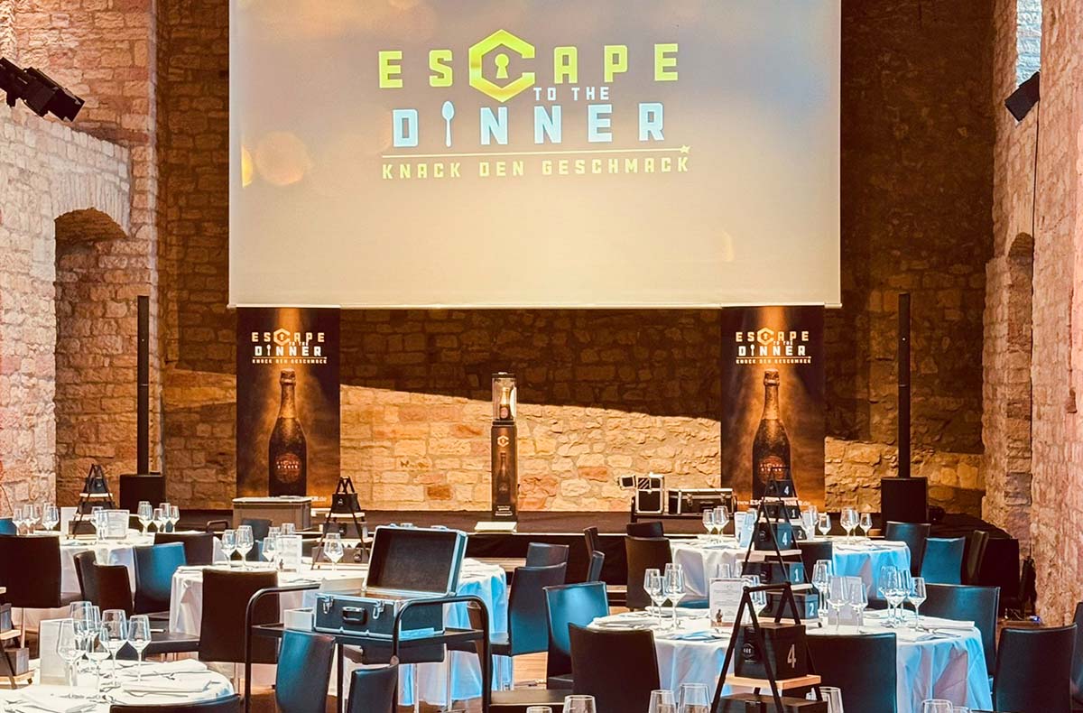 Escape Dinner - Rätselhafter Genuss: Dinner trifft Detektivspiel in Osthofen,Neustadt an der Weinstraße,Hannover,Rieden,Iserlohn,Fulda,Mülheim-Kär und weitere Orte! Erlebnisdinner online kaufen Escape Dinner - Rätselhafter Genuss: Dinner trifft Detektivspiel in Osthofen,Neustadt an der Weinstraße,Hannover,Rieden,Iserlohn,Fulda,Mülheim-Kär und weitere Orte! Erlebnisdinner online kaufen