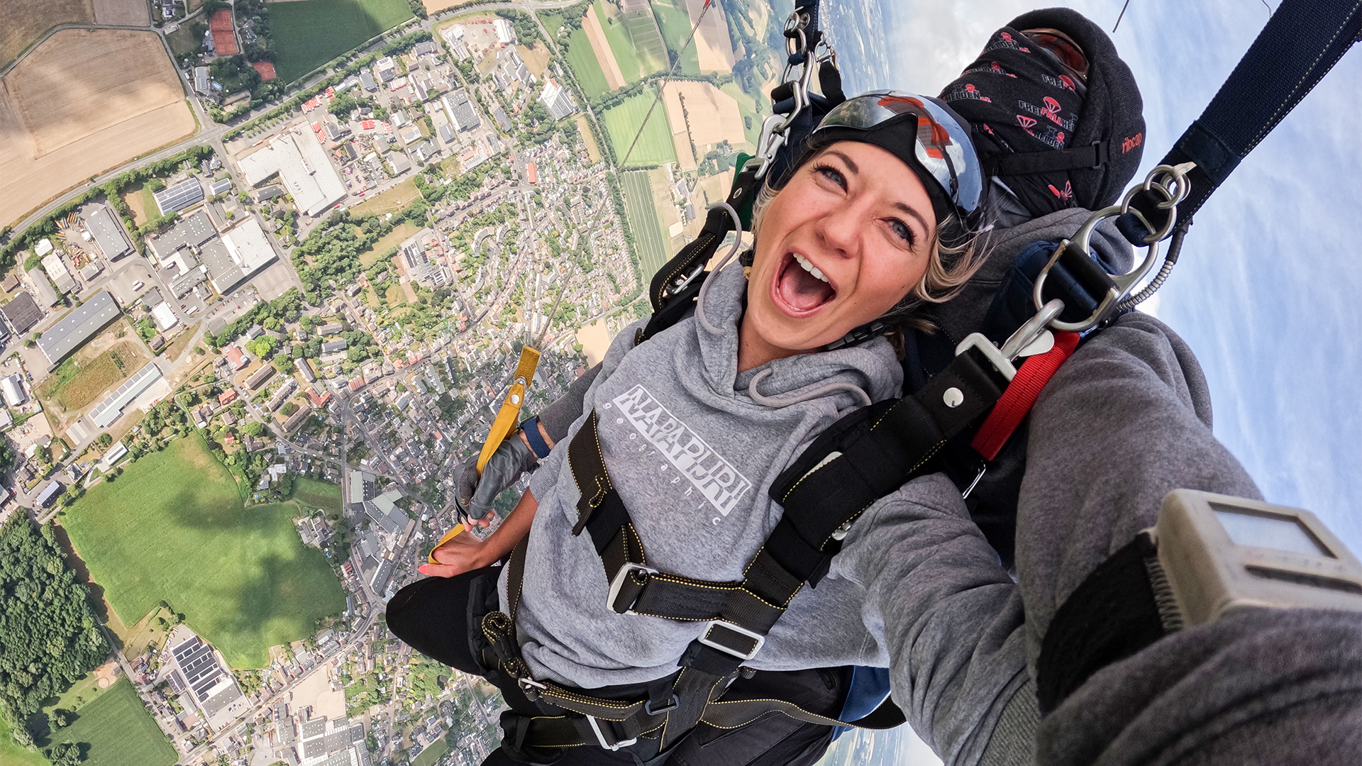 Fallschirm Tandemsprung Ailertchen Abenteuer und Action-Erlebnisse online kaufen Fallschirm Tandemsprung Ailertchen Abenteuer und Action-Erlebnisse online kaufen