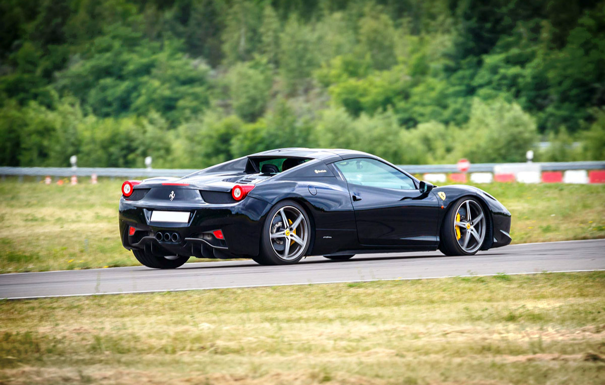 Ferrari 458 selber fahren (6 Rdn) Oschersleben Fahrspaß & Motorsport online kaufen Ferrari 458 selber fahren (6 Rdn) Oschersleben Fahrspaß & Motorsport online kaufen