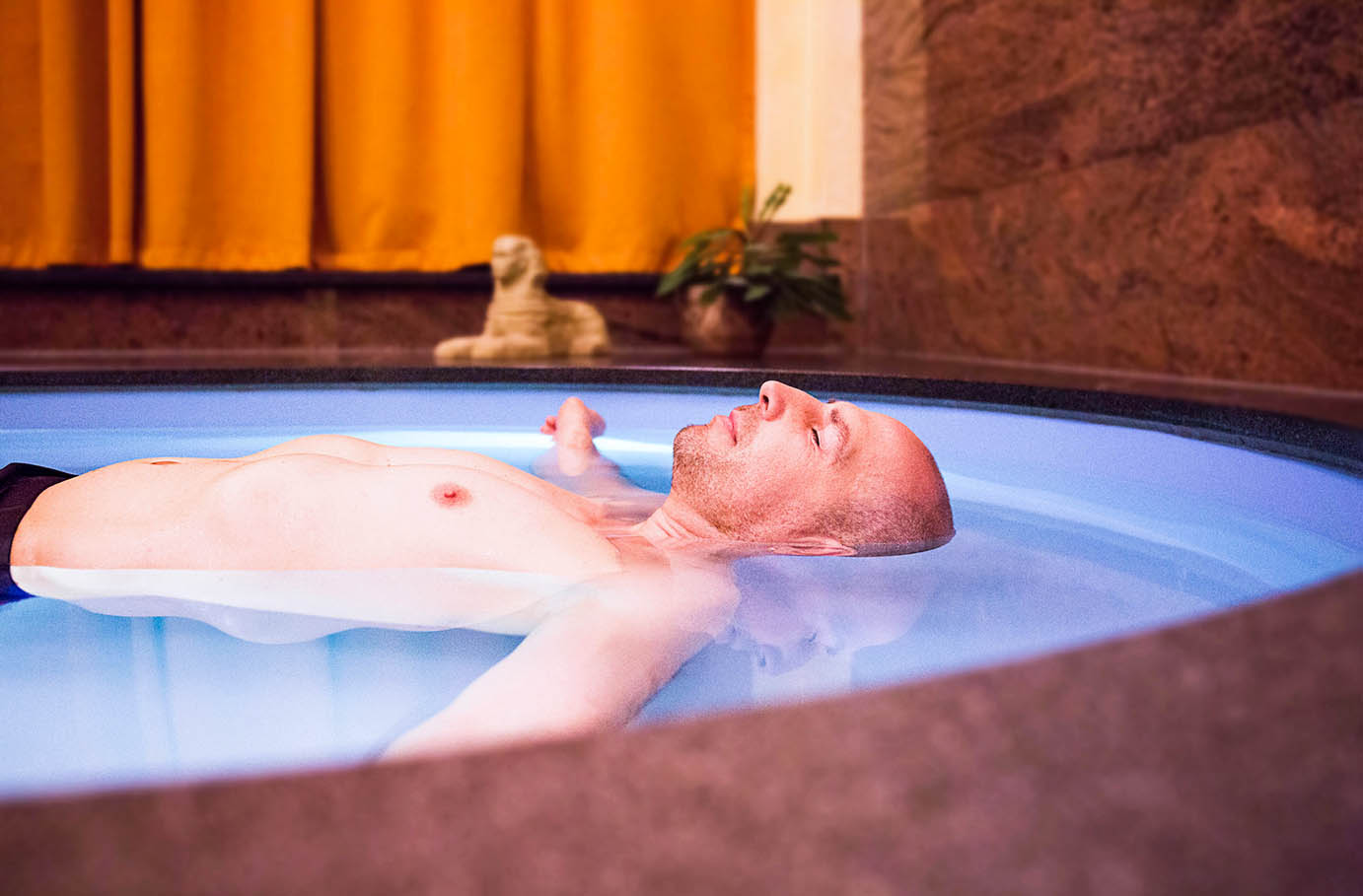Floating Dresden (60 Min.) - Pure Schwerelosigkeit genießen Beauty & Wellness online kaufen