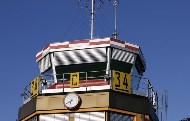 Flugzeug-Rundflug Freiburg in Freiburg im Breisgau Abenteuer und Action-Erlebnisse online kaufen