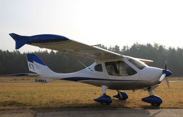 Flugzeug Rundflug Weiden i.d. Opf. (30 Min.) in Weiden in der Oberpfalz Abenteuer und Action-Erlebnisse online kaufen Flugzeug Rundflug Weiden i.d. Opf. (30 Min.) in Weiden in der Oberpfalz Abenteuer und Action-Erlebnisse online kaufen
