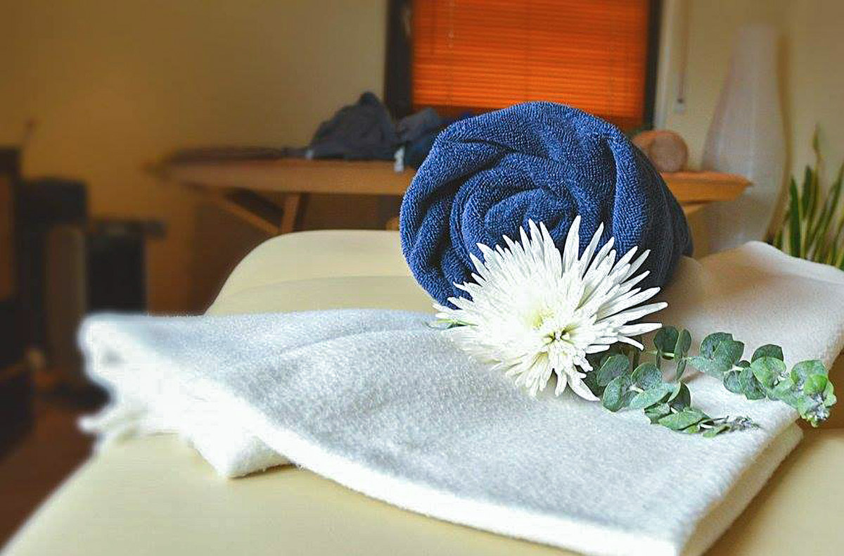 Ganzkörpermassage Eppelheim (90 Min.) - Entspannung von Kopf bis Fuß Beauty & Wellness online kaufen Ganzkörpermassage Eppelheim (90 Min.) - Entspannung von Kopf bis Fuß Beauty & Wellness online kaufen