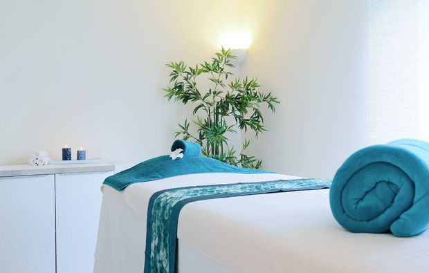 Gesichtsmassage in München Beauty & Wellness online kaufen Gesichtsmassage in München Beauty & Wellness online kaufen