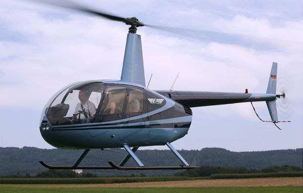 Hubschrauber Rundflug Trebbin (30 Min.) - Freiheit über Strausbergs Wolken Abenteuer und Action-Erlebnisse online kaufen