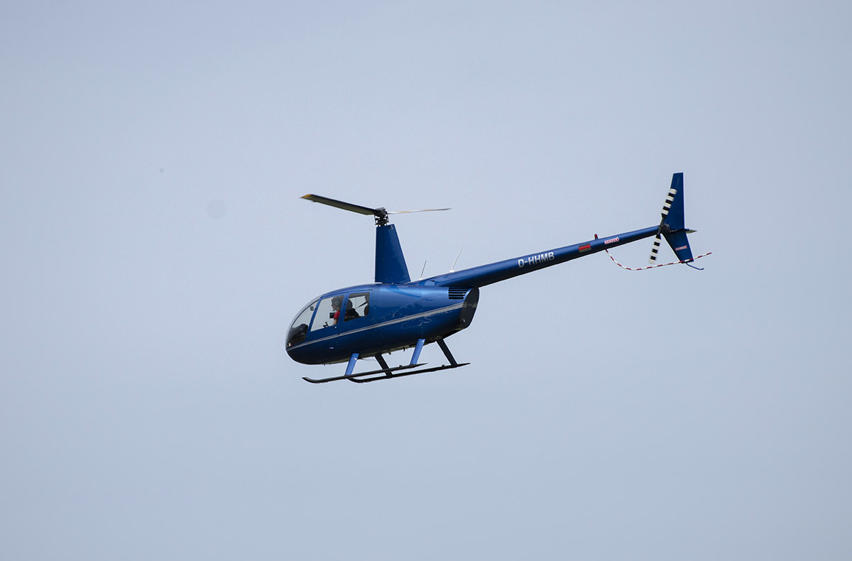 Hubschrauber selber fliegen Bad Ditzenbach (20 Min.) - Hoch hinaus: Steuere selbst einen Hubschrauber! Abenteuer und Action-Erlebnisse online kaufen Hubschrauber selber fliegen Bad Ditzenbach (20 Min.) - Hoch hinaus: Steuere selbst einen Hubschrauber! Abenteuer und Action-Erlebnisse online kaufen