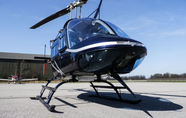 Hubschrauber selber fliegen Föhren (20 Min.) - Jetzt erleben! Abenteuer und Action-Erlebnisse online kaufen Hubschrauber selber fliegen Föhren (20 Min.) - Jetzt erleben! Abenteuer und Action-Erlebnisse online kaufen