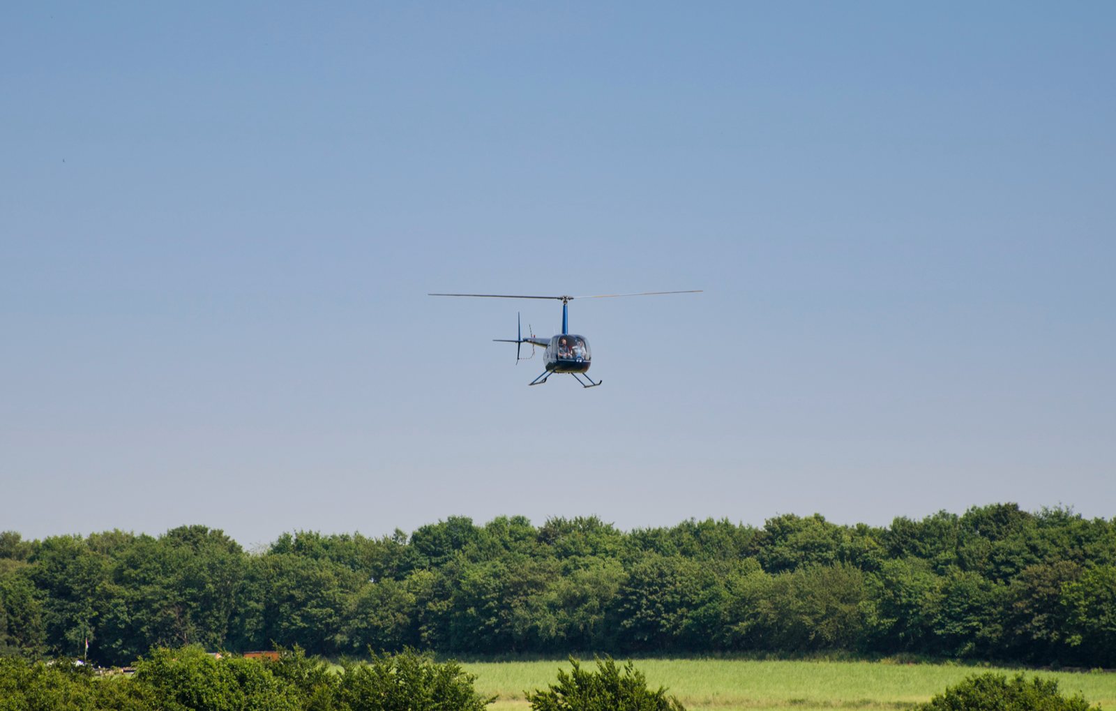 Hubschrauber selber fliegen Kamenz (30 Min.) Abenteuer und Action-Erlebnisse online kaufen