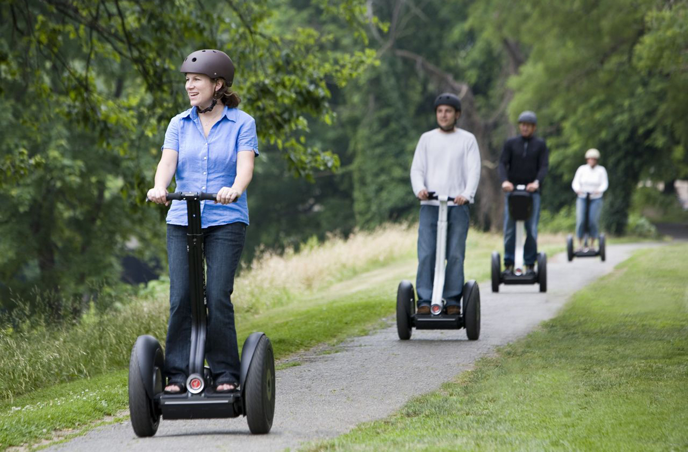 Kleine Segway Tour - Ganz schön abgefahren! in Düren,Köln,Dormagen,Heilbronn,Bonn,Berlin,Leipzig,Neuweier,Bad Blankenburg,Ellhofen,Welzheim,Remshal und weitere Orte! Fahrspaß & Motorsport online kaufen