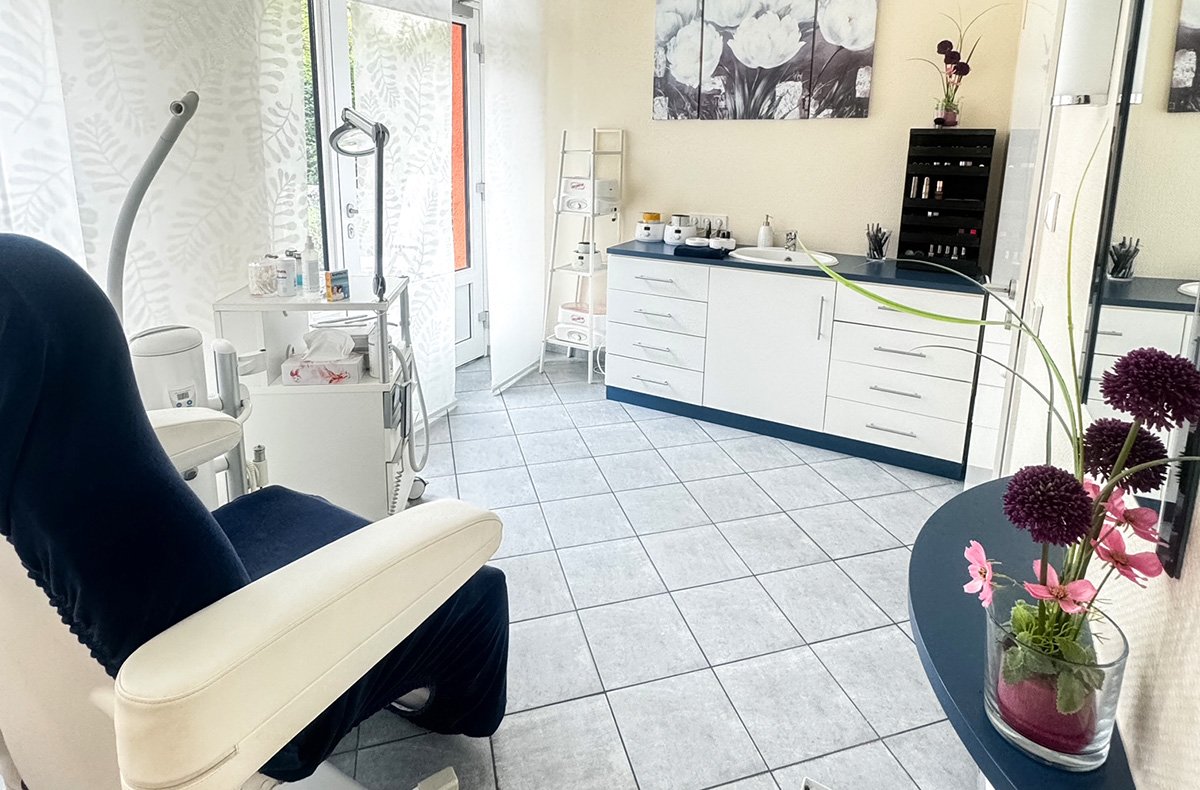 Kosmetikbehandlung Berlin - Exklusive Kosmetikbehandlung Berlin – Hautreinigung & Pflege Beauty & Wellness online kaufen