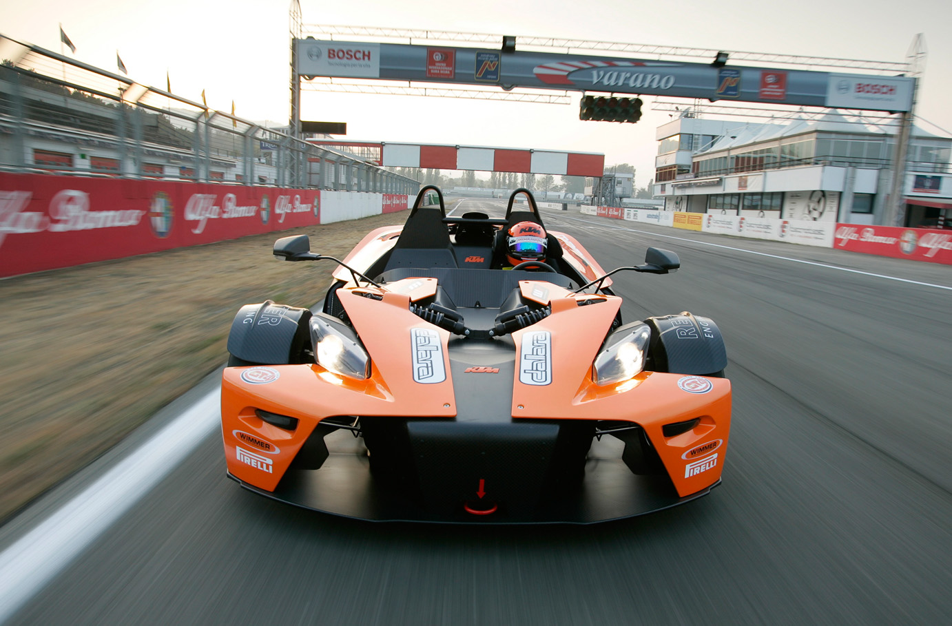 KTM X-Bow Sommercup fahren - Wahnsinn auf 4 Rädern. in Melk,Saalfelden Fahrspaß & Motorsport online kaufen