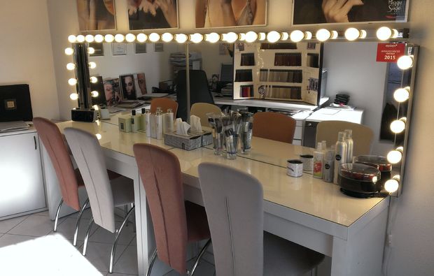 Make-up Beratung Wimpern- und Augenbrauenstyling Hennef Augenbrauen-Kosmetik und Wimperverlängerungen online kaufen