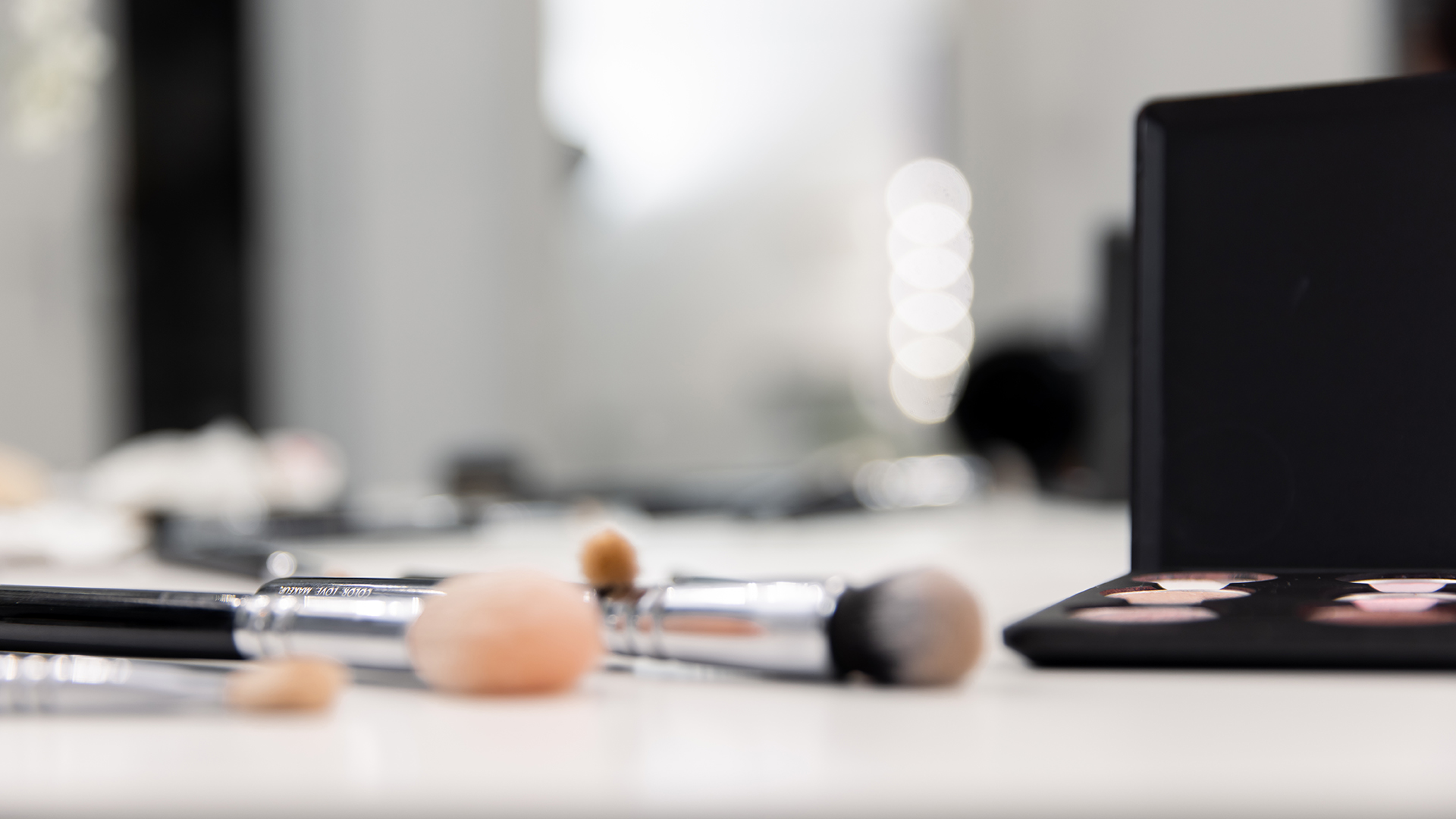 Make up Workshop inkl. Fotoshooting - Makeup Workshop trifft auf kreatives Shooting in Hamburg Beauty & Wellness online kaufen