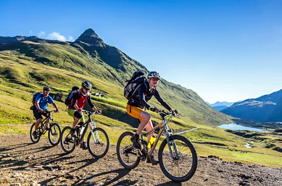 Mountainbike-Tour - Hier steigt mit jedem Anstieg auch die Stimmung. in Wilsdruff-Limbach,Nideggen,Neuhaus am Rennweg,Lengenfeld,Schmiedefeld am Renns und weitere Orte! Unkategorisiert online kaufen