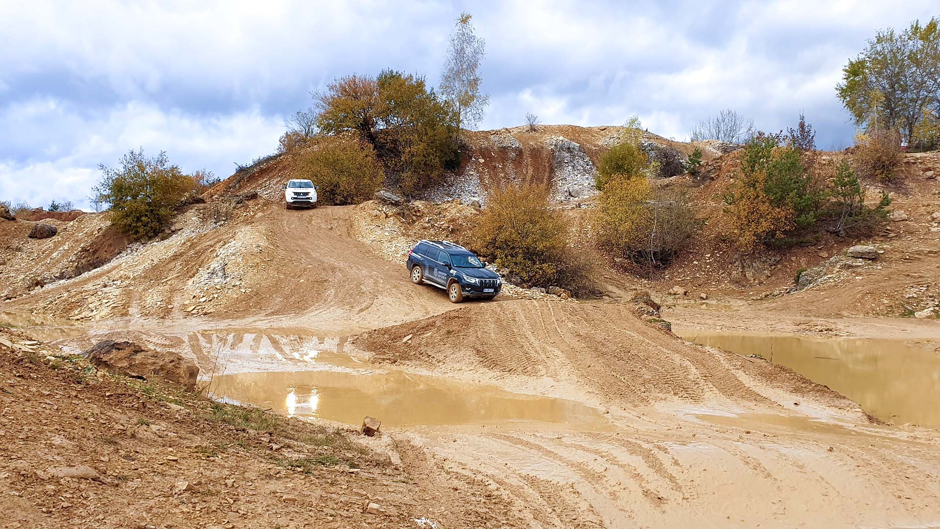 Offroad 4x4 Intensiv-Coaching Künzelsau (eigenes Fahrzeug) - Wo Motoren Mut beweisen Fahrspaß & Motorsport online kaufen Offroad 4x4 Intensiv-Coaching Künzelsau (eigenes Fahrzeug) - Wo Motoren Mut beweisen Fahrspaß & Motorsport online kaufen
