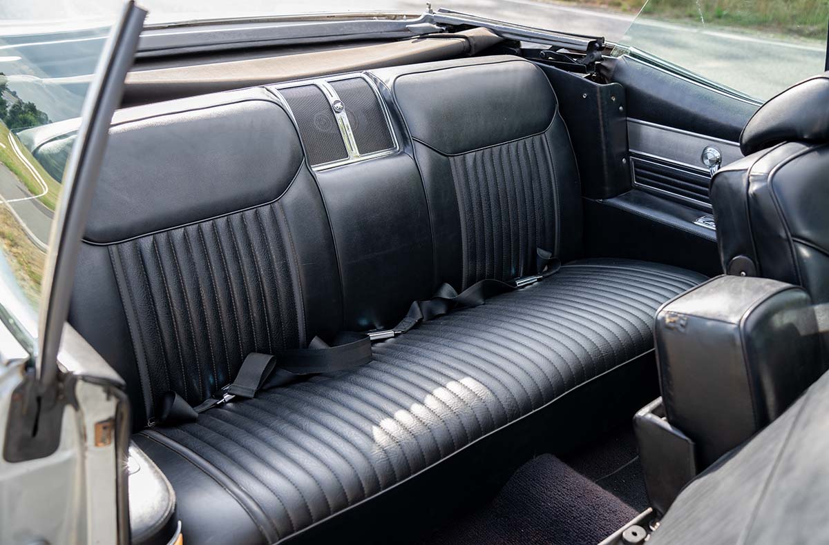 Oldtimer Fahrt mit Chauffeur Hamburg Fahrspaß & Motorsport online kaufen Oldtimer Fahrt mit Chauffeur Hamburg Fahrspaß & Motorsport online kaufen