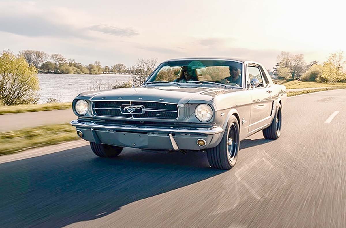 Oldtimer mieten Hamburg (8 Std.) - Hamburg erleben Oldtimer selbst fahren Fahrspaß & Motorsport online kaufen