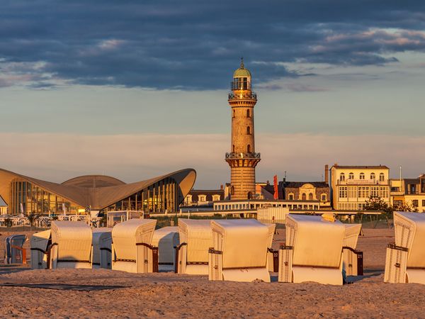 Ostsee und Wellness - 8 Tage Warnemünde mit Frühstück in Rostock Urlaub online kaufen
