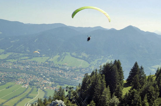Pärchenflug mit 2 Gleitschirmen Schweiz - Ein Ausflug zum Verlieben! in Marbach Abenteuer und Action-Erlebnisse online kaufen Pärchenflug mit 2 Gleitschirmen Schweiz - Ein Ausflug zum Verlieben! in Marbach Abenteuer und Action-Erlebnisse online kaufen
