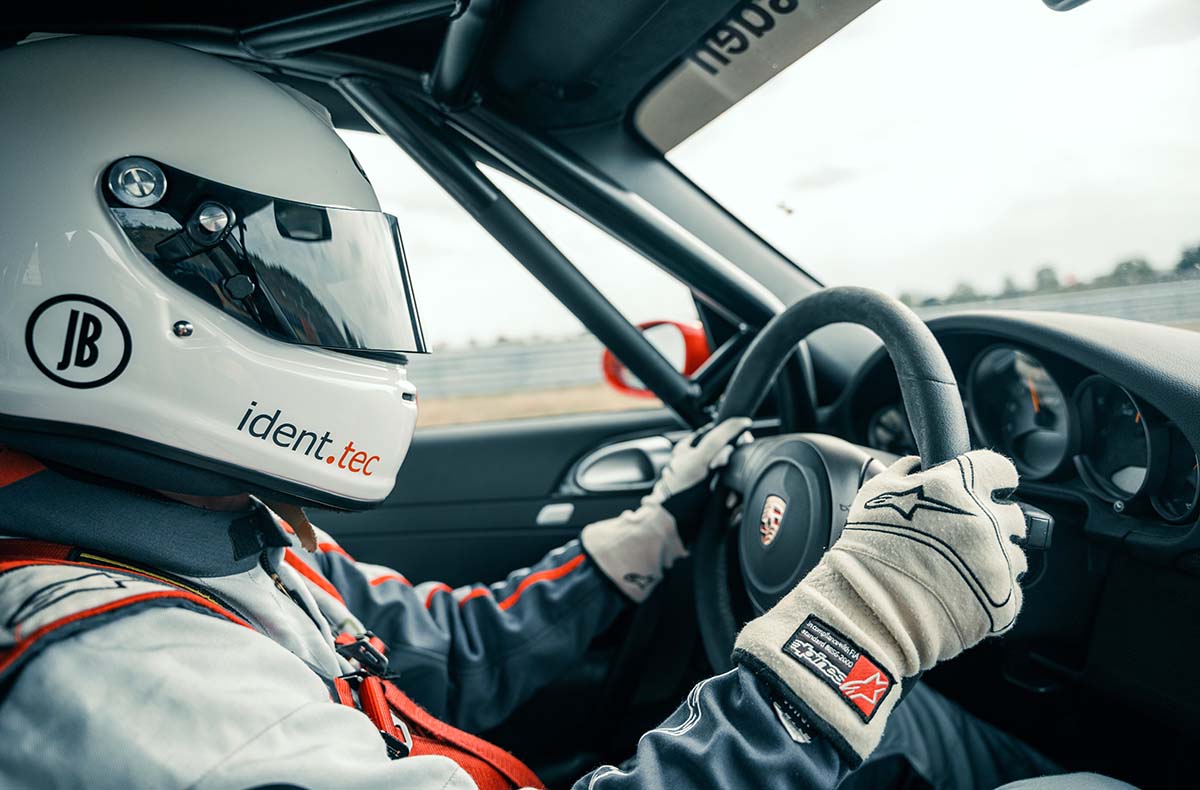 Porsche 911 GT3 selber fahren ab 14 Jahre (3 Rd.) - Young Driver im GT3-Kick in Schönwald,Templin,Oberlungwitz,Schipkau Klettwitz,Oschersleben (Bode) Fahrspaß & Motorsport online kaufen Porsche 911 GT3 selber fahren ab 14 Jahre (3 Rd.) - Young Driver im GT3-Kick in Schönwald,Templin,Oberlungwitz,Schipkau Klettwitz,Oschersleben (Bode) Fahrspaß & Motorsport online kaufen