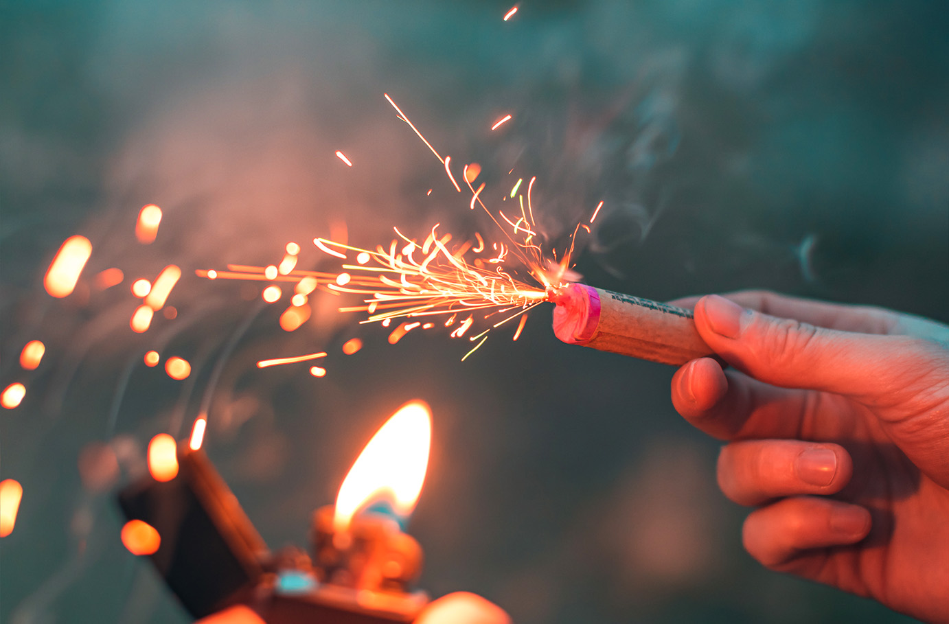 Pyrotechnik Workshop Neuwied - Entfache dein eigenes Feuerwerk Basteln und Kreativworkshops Produktbild Pyrotechnik Workshop Neuwied - Entfache dein eigenes Feuerwerk Basteln und Kreativworkshops Produktbild