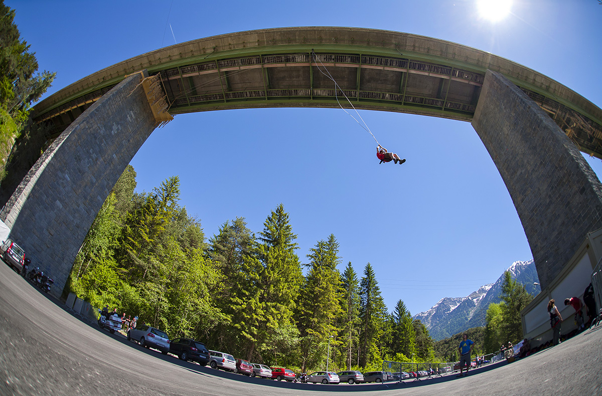 Rafting, Mega Swing & Flying Fox im Ötztal Kletterkurse / Kletterwälder online kaufen