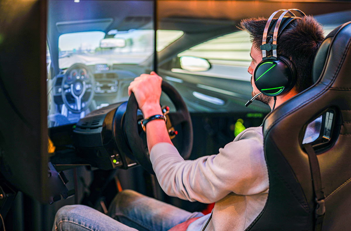 Rennsimulator Berlin (90. Min) - Spüre den Adrenalinkick im Rennsimulator! Fahrspaß & Motorsport online kaufen Rennsimulator Berlin (90. Min) - Spüre den Adrenalinkick im Rennsimulator! Fahrspaß & Motorsport online kaufen