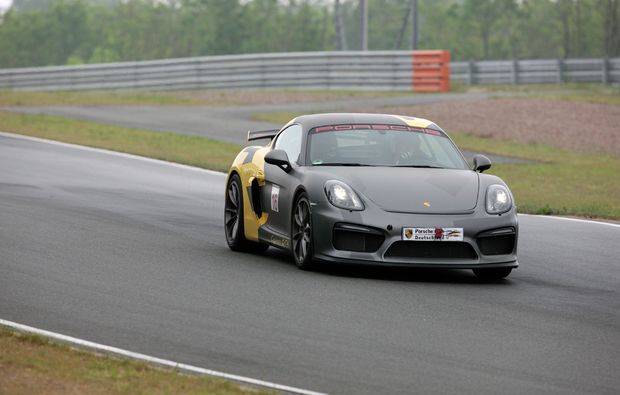 Rennstreckentraining Porsche GT4 Nürburgring (4 Rnd.) Fahrspaß & Motorsport Produktbild
