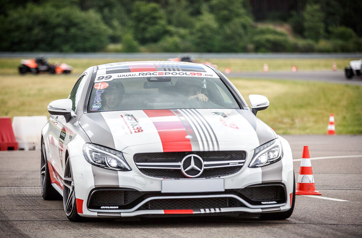 Renntaxi GT3 vs AMG GT-S (6 Rdn) Oschersleben - Jetzt erleben! in Oschersleben (Bode) Fahrspaß & Motorsport online kaufen Renntaxi GT3 vs AMG GT-S (6 Rdn) Oschersleben - Jetzt erleben! in Oschersleben (Bode) Fahrspaß & Motorsport online kaufen