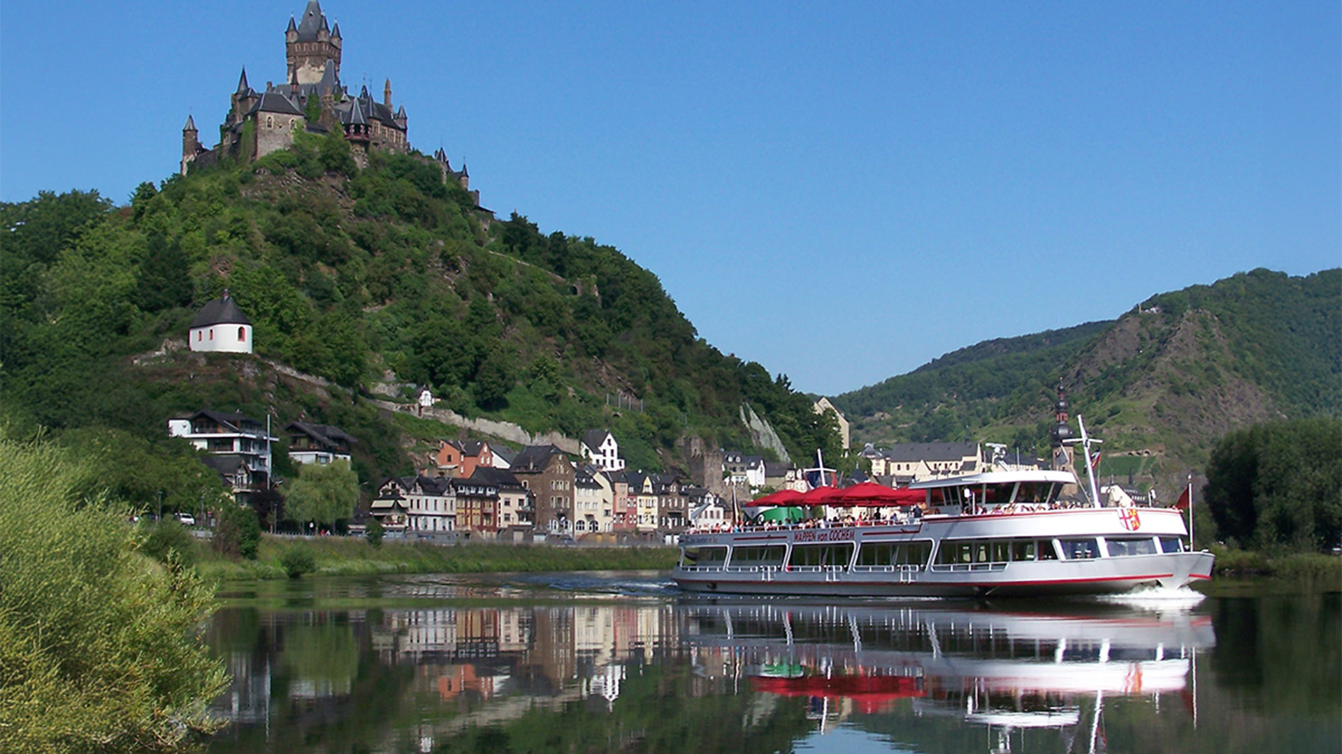 Schifffahrt mit Weinprobe und Burgführung Cochem - Cochem erleben: Burg, Mosel, Wein und Genuss! Kulinarische Veranstaltungen online kaufen