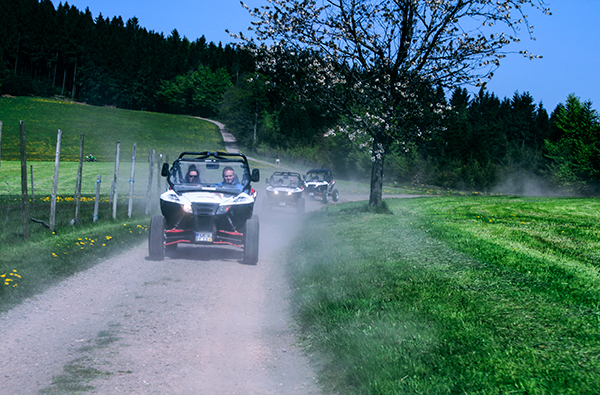 Side by Side Buggy fahren (2 Stunden) in Meißenheim Fahrspaß & Motorsport online kaufen Side by Side Buggy fahren (2 Stunden) in Meißenheim Fahrspaß & Motorsport online kaufen