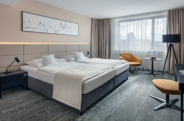 Solo-Trip Prag - Goldene Zeiten für Singles! Abenteuer und Action-Erlebnisse online kaufen